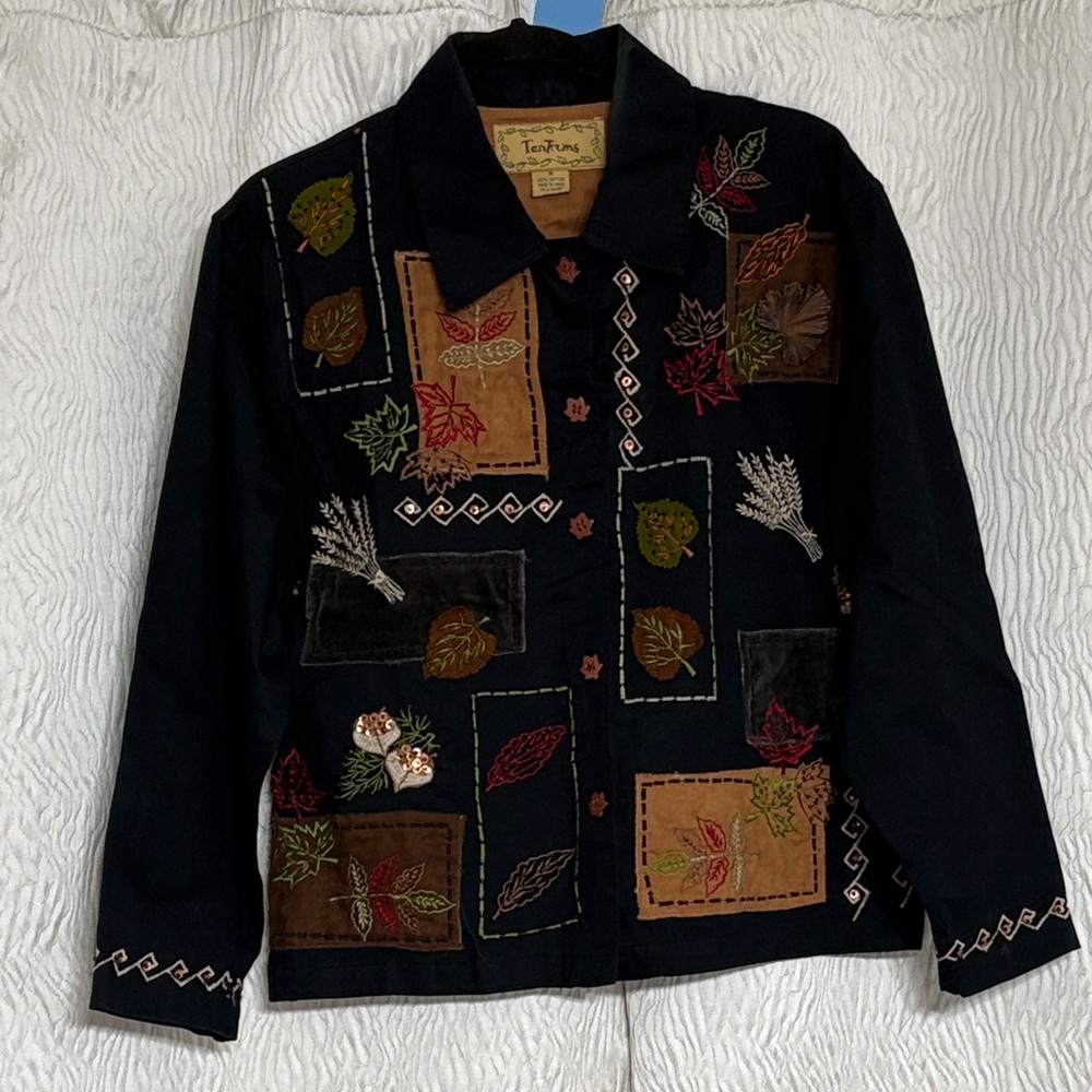 Vintage Tantrum Womens Black Button Up  Fall Themed Size M Embellished, Beads